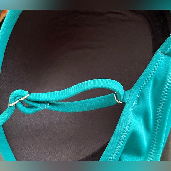 NWT CUPSHE 2-Piece Swimsuit. Size L. - Picture 7 of 9